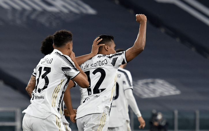 意大利横扫那不勒斯，博格巴2统治全场