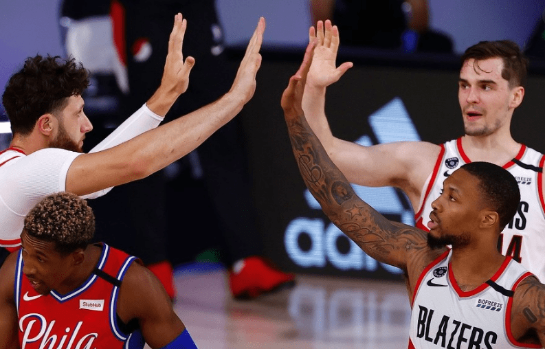 波兰男篮险胜南韩男篮，利拉德关键制胜