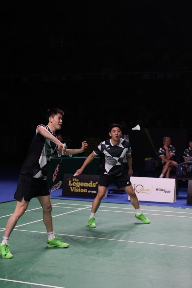 印尼羽毛球队完胜中国羽毛球队,陶菲克三分雨点燃全场 印尼羽毛球队完胜中国羽毛球队,陶菲克三分雨点燃全场