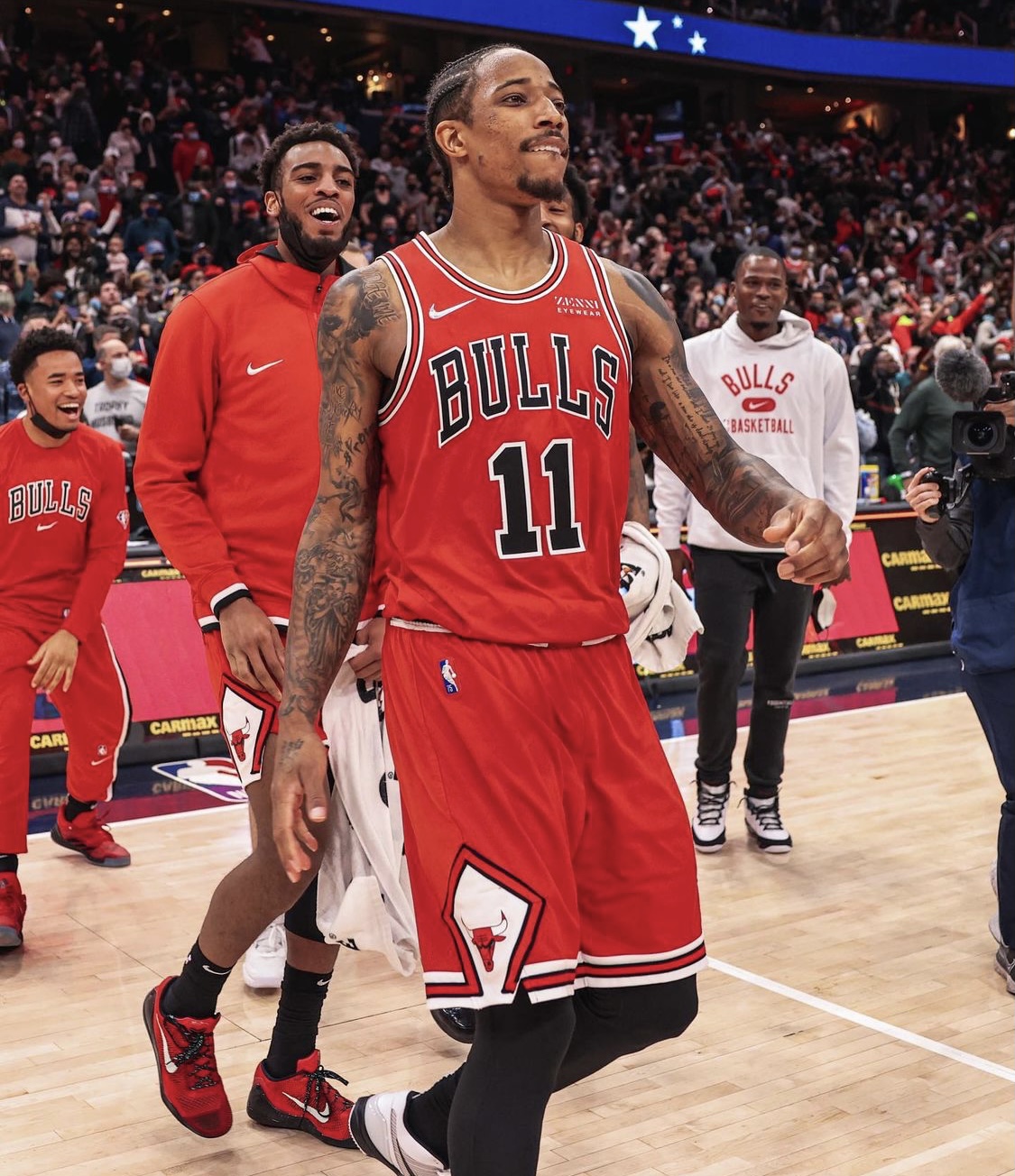 开云体育-深圳队绝杀辽宁队，德罗赞点燃赛场