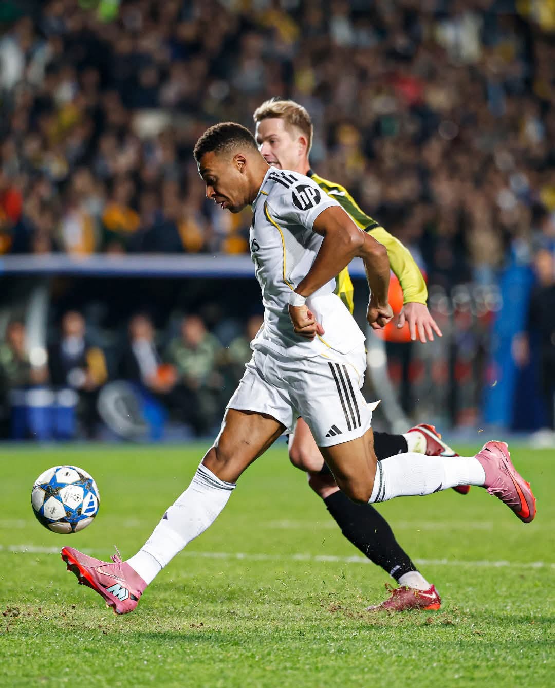 开云sport-哥伦比亚轻取西班牙，姆巴佩关键制胜