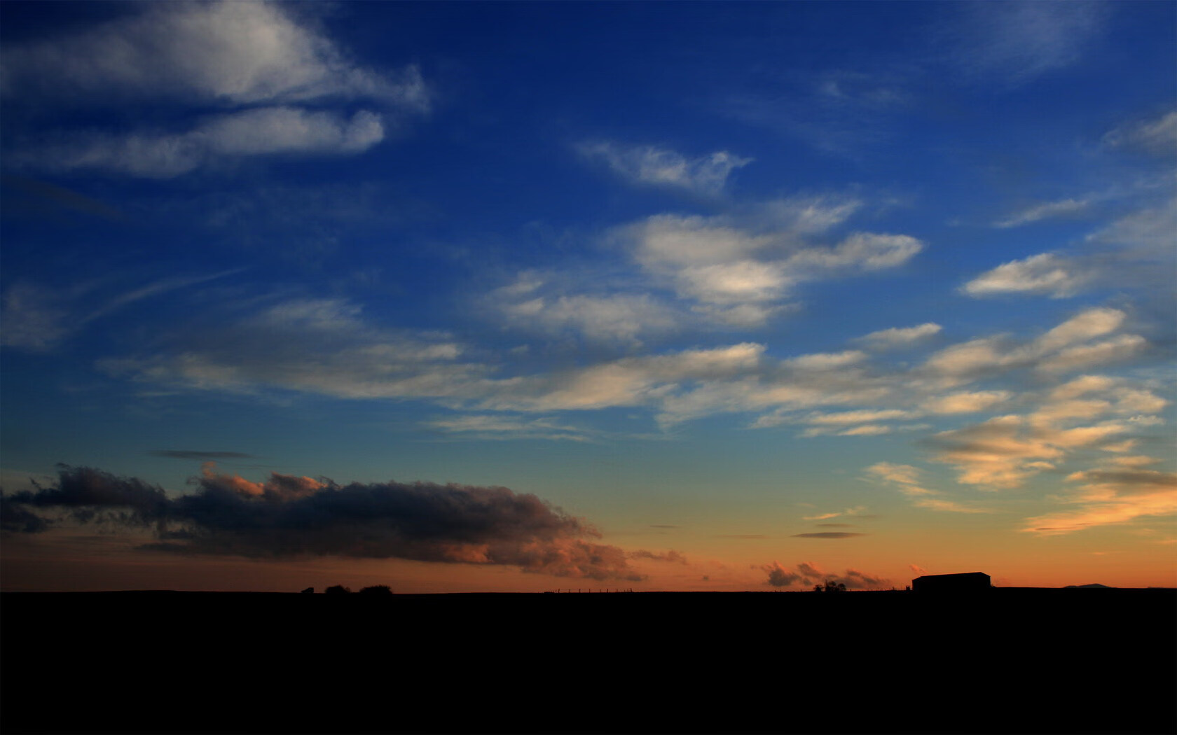 绿意与雷鸣的交锋，佩德里一记绝杀，爱尔兰戏剧性带走牙买加